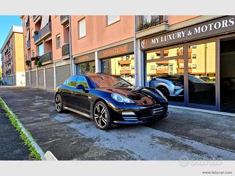 PORSCHE Panamera 4.8 4S