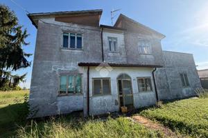 CASA INDIPENDENTE A VILLADOSE