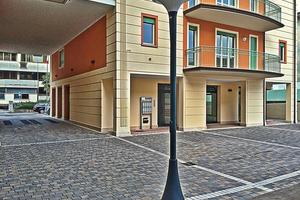 Trilocale commerciale