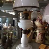 Lume a Petrolio in opaline