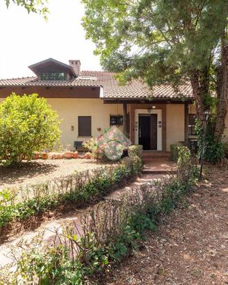 VILLA SINGOLA A SAN CARLO CANAVESE