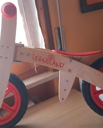bicicletta senza pedali