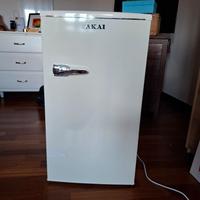 Frigorifero 85L Akai