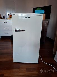 Frigorifero 85L Akai