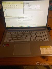 "Asus VivoBook Go 14/15 | Ryzen 5 7520U | 16GB RAM