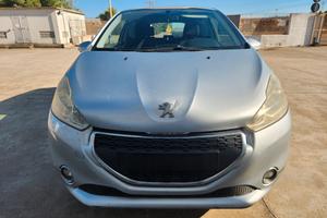 Peugeot 208 1.4 hdi 