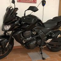 Kawasaki Z750 black edition