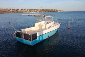 barca a motore fisherman