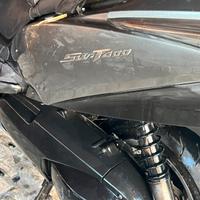 Scooter Honda SW-T400