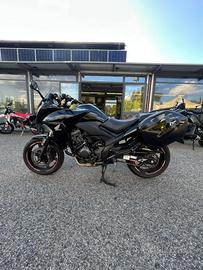 HONDA CBF 1000 .