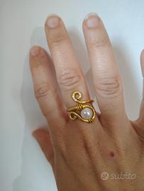 Anello fatto a mano regolabile in filo d alluminio