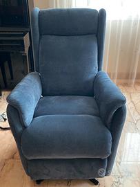 Poltrona elettrica per anziani o disabili