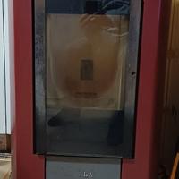 Stufa a pellet marca COLA Kw 14