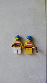 Lotto 2 Minifigure Lego Pirates Pirati Vintage con