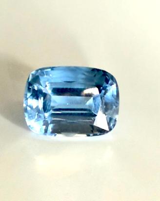 Acquamarina Blu Intenso 15,73 ct Certificata GGI