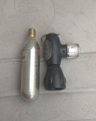 Rubinetto per gonfiaggio bici