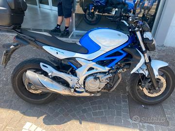 Suzuki Gladius 650 - 2009