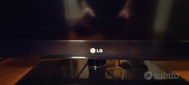 TV LG 32 + TV teklio 24"