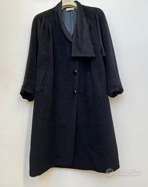 Cappotto nero in alpaca e lana