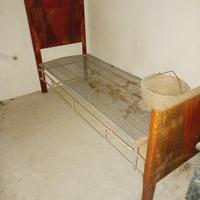 Letto in legno anni '50