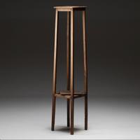 Piedistallo in legno vintage