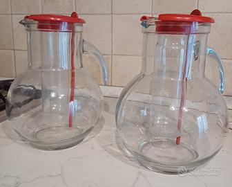 2 caraffe di vetro