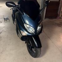 Yamaha - T Max 500 NIght Max