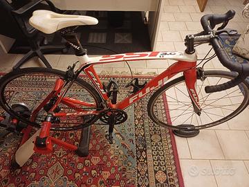 Bici da strada Fuji sst 3.0 shimano 105 10v