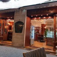 Fuorigrotta Viale Augusto, ceditura rinomato bar