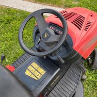 Tractorino per il giardino