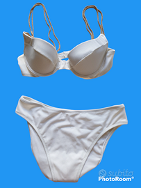 Costume bianco misura 2°