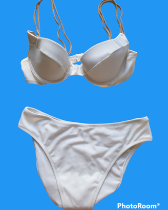Costume bianco misura 2°