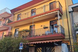 Appartamento con mansarda ristrutturata lineri mis