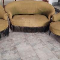 Divano Fagiolino fine 800 da restaurare 