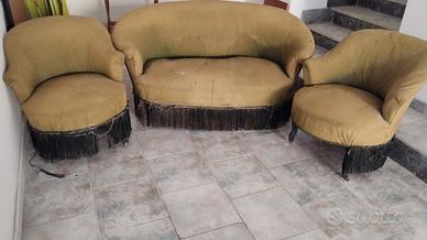 Divano Fagiolino fine 800 da restaurare 