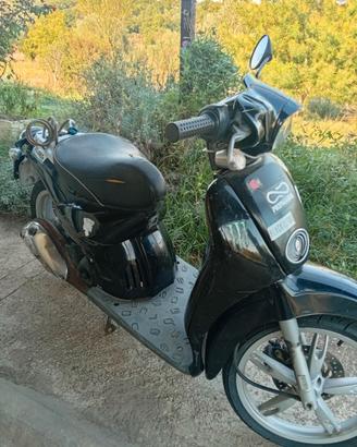 Scarabeo 50
