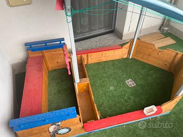 Parco giochi da esterno