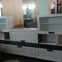 soggiorno pari al nuovo