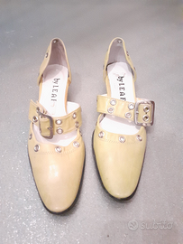 Scarpe in vera pelle nuove