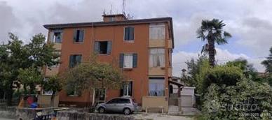 Appartamento a Fossò, via Roverelli, 6, 3 locali