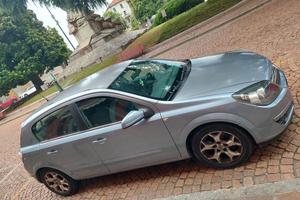 Ope Astra benzina 2005