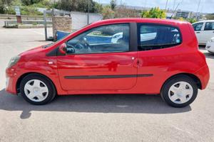 RENAULT Twingo 1.2