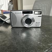 Fotocamera Kyocera Yashica Zoomate 90W