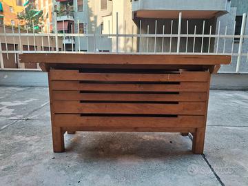ELEGANTE CASSETTIERA IN LEGNO