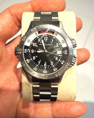 Hamilton, modello Khaki Navy Sub Gmt rif. H745110