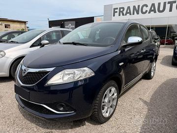 LANCIA Ypsilon 1.2 69 CV 5 porte S&S Platinum
