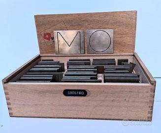 caratteri per pantografo