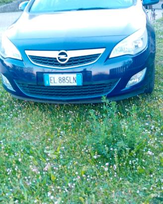 AUTOVETTURA  IN BUONO STATO