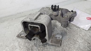 SUPPORTO MOTORE DACIA Duster Serie 112104991R H4M7