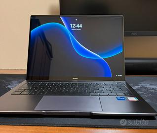 Huawei MateBook 14 2022 – 16GB RAM, 512GB SSD